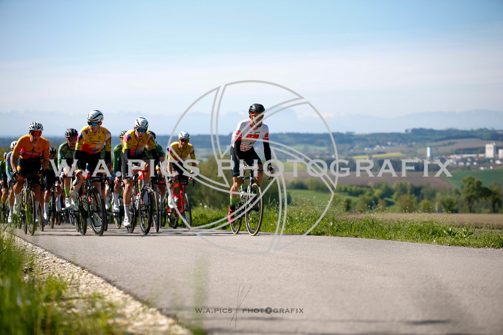 ..... | WELS, AUSTRIA, 27.April 24, 63 RAIFFEISEN KIRSCHBLÜTENRENNEN, Image shows: Photo: WAPICS / Andreas Willdoner