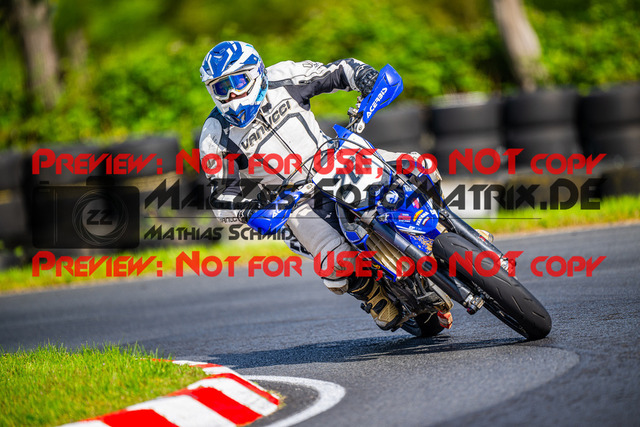 MaZZes_FotoMatrix_240430_6007705_2938 | Fotograf Mathias Schmid
Sportfotograf,
Eventfotograf,
Hochzeitsfotograf,
Portraitfotograf