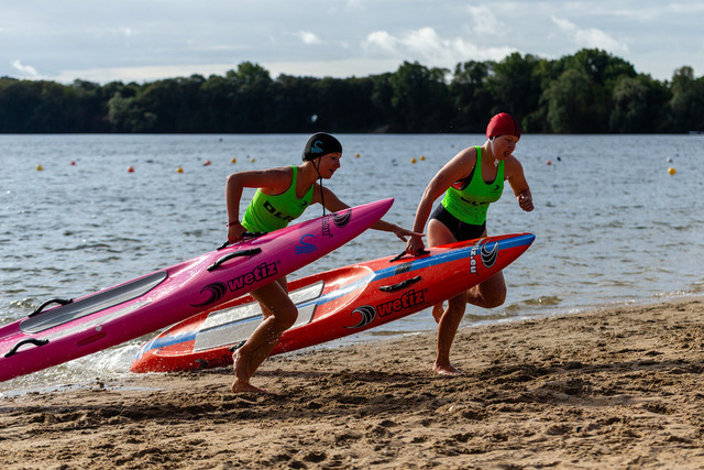 DLRG, Rettungssport, Beach- & Oceanevents, Landesmeisterschaften Freiwasser Rettungssport NRW 2025 13.09.2025 | Kalkar-Wissel, Deutschland - September, 13: Landesmeisterschaften Freiwasser Rettungssport NRW 2025 (Foto: Benedikt Lang (DLRG)) - Realisiert mit Pictrs.com