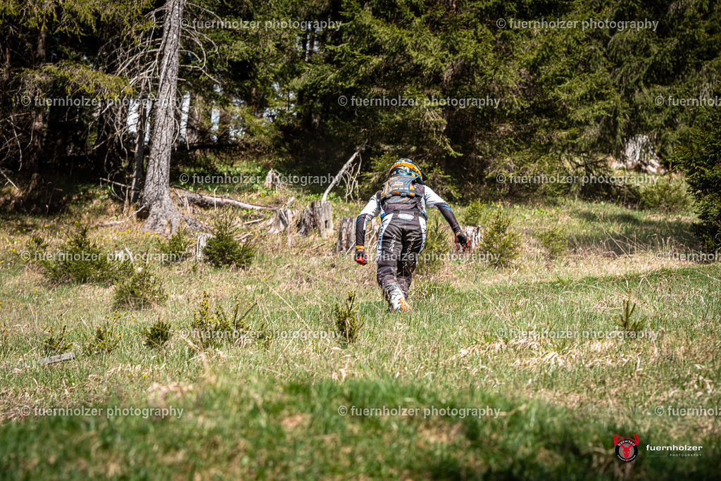 fuernholzer_250501-C2-429 | Fotografische Impressionen von der Red Stag Enduro Extreme by fuernholzer-photography.com. Endurosport in Österreich fotografisch festgehalten von fuernholzer. Auftragsfotografie für Private, Gewerbefotos und Industriefotografie. Eventfotografie, Sportfotografie und Motorsportfotografie. Anbieter von Fotoworkshops, Fototraining, fotografischen Vorträgen und Fotoseminaren.