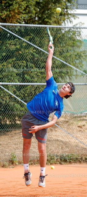TEC Darmstadt Saisonstart mit Heimniederlage | 18.05.2025 Herren (6er) Verbandsliga TEC Darmstadt II : TC Steinbach (3:6) hier Mika KOPF (Steinbach) (Foto: Peter Henrich) - Realisiert mit Pictrs.com