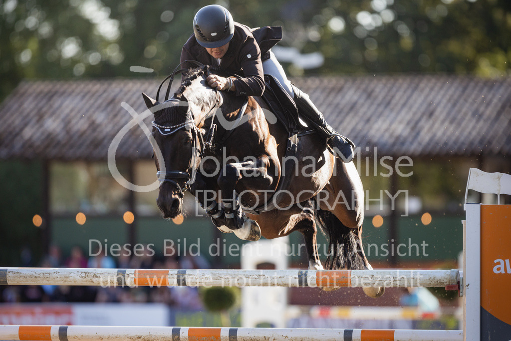 230826_Delbrueck_S1-Spr-931 | Deine schönsten Turniermomente als professionelle Fotos! Entdecke hochwertige Pferdesport-Fotografie im Online-Shop. Jetzt Fotos finden & bestellen!