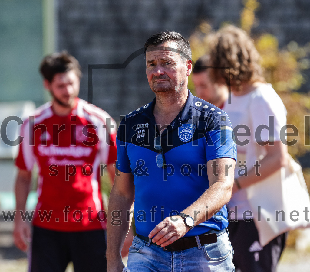 2023-09-16_016_SG_Markt_Schwaben_gegen_ASV_Glonn | Markt Schwaben, Deutschland, 16.09.2023:
Fußball, Kreisklasse 2023 / 2024, 5. Spieltag, (SG) Markt Schwaben gegen ASV Glonn, Endergebnis: 3:0

Trainer Wolfgang Gartner (ASV Glonn)

Foto: Christian Riedel / fotografie-riedel.net