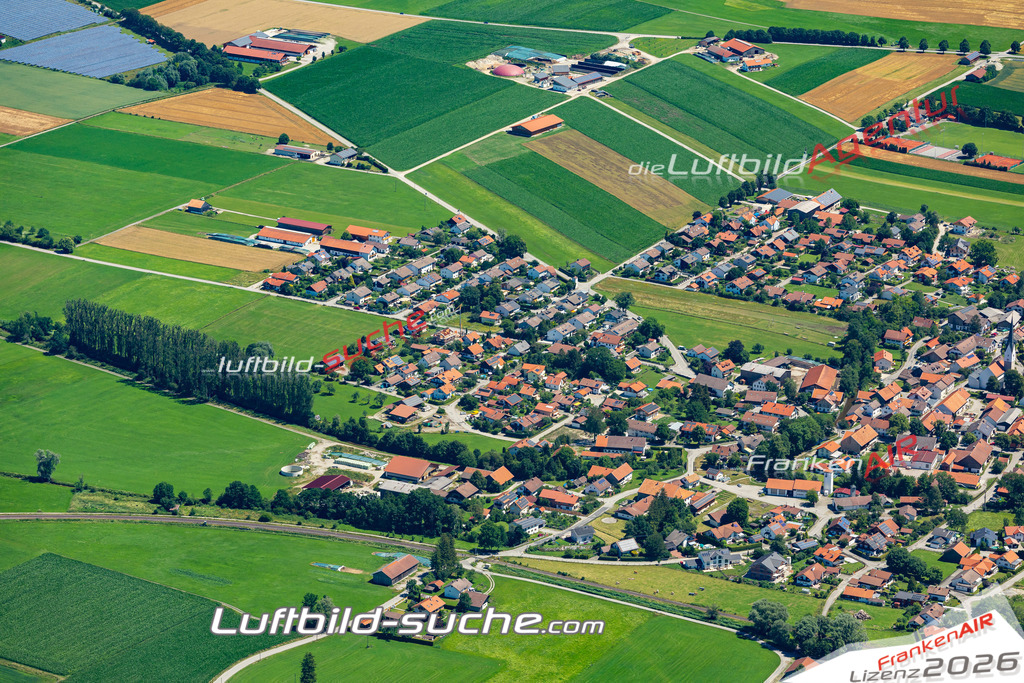Aktuelles Luftbild von  Wielenbach - Die Luftaufnahme wurde 2022 mittels UL-Flugzeug erstellt ( keine Drohne ) - hochauflösende Kamera-Systeme von  Canon -Beste Qualität - Für grossformatige Ausdrucke geeignet. Die Geschenkidee !