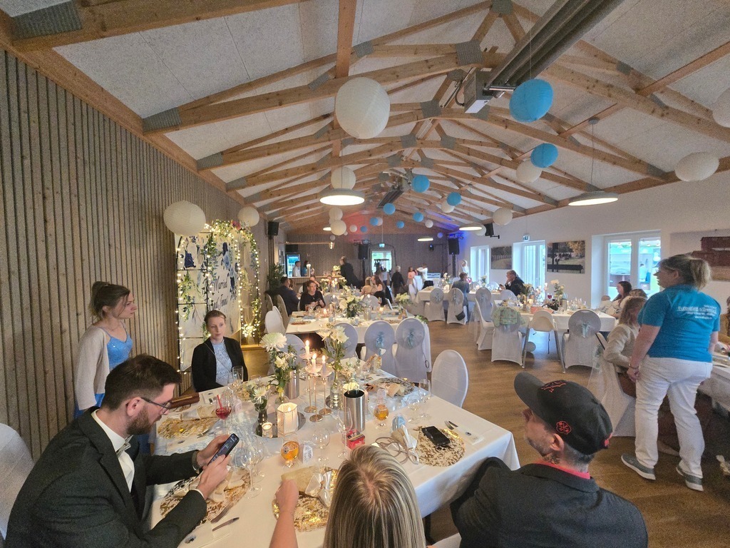 20260918_183003 | Der Shop für die Kunden des Fotografen Andreas Schmitt aus dem Hamburger Süden in Buchholz. Hier können die Kunden Ihre fertigen Bilder herunterladen und auch als Druckprodukte kaufen.