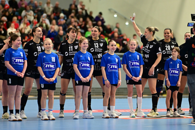 Handball I Frauen I Saison 2025-2026 I 2. HBF I 11. Spieltag I HL Buchholz 08-Rosengarten - HC Leipzig I 75831 | Der Sportfotograf. - Realisiert mit Pictrs.com