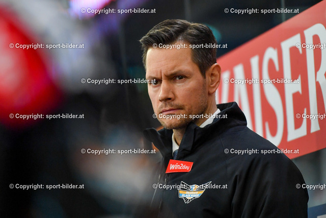 AUT, ICE, Black Wings Linz vs HC Innsbruck | 01.01.2023, Eishalle Linz, AUT, ICE Eishockey Liga, Black Wings Linz vs HC Innsbruck, im Bild Philipp Lukas, Head Coach EHC Black Wings Linz (BWL)


// ICE bet-at-home Hockey League Match between Black Wings Linz and HC Innsbruck in Linz, Austria on 2023/01/01