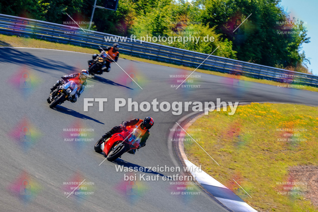 _TCM5669 | Hier findet Ihr Bilder von Touristenfahrten auf der Nürburgring Nordschleife oder von anderen Veranstaltungen die ich besucht habe. Viel Spass beim Durch Schauen 