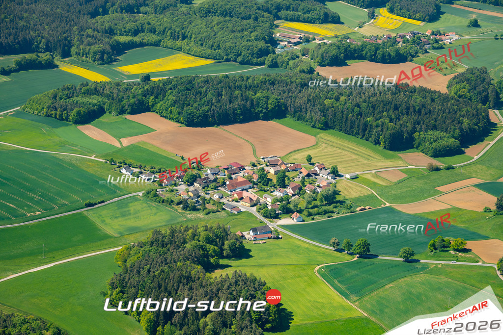 Luftaufnahme  Röckenricht  Neukirchen bei Sulzbach-Rosenberg Das Luftbild wurde 2025 vom UL-Flugzeug heraus erstellt ( keine Drohne ) - Hochauflösende Luftaufnahme -Nicht vergleichbar mit Google Maps oder Satelittenbilder- Die Geschenkidee !Mit Lizenz und Bildrechte bestellbar