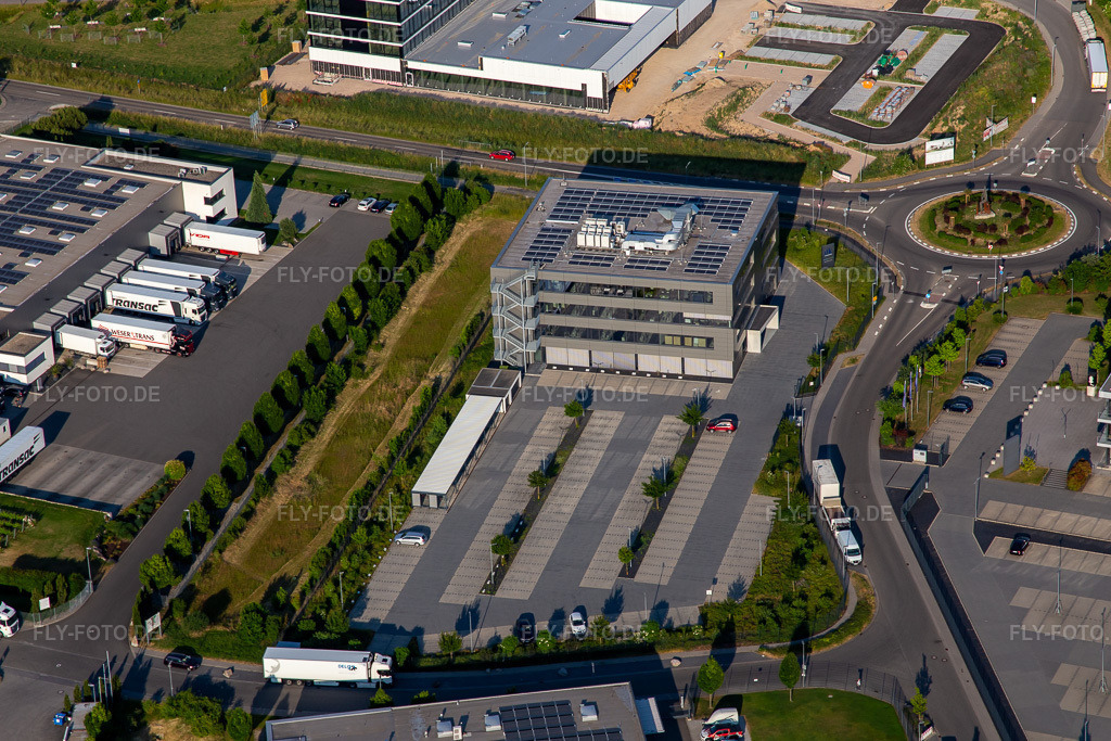 Luftbild: ITK Engineering GmbH in Rülzheim im Bundesland Rheinland-Pfalz in Deutschland. – Foto: IMG_136181.jpg vom 07.06.2023 durch Werner Riehm/FLY-FOTO.de – Auflösung des Originals: 5058 x 3372 px – ITK Engineering - Ihr Partner für Digital Engineering