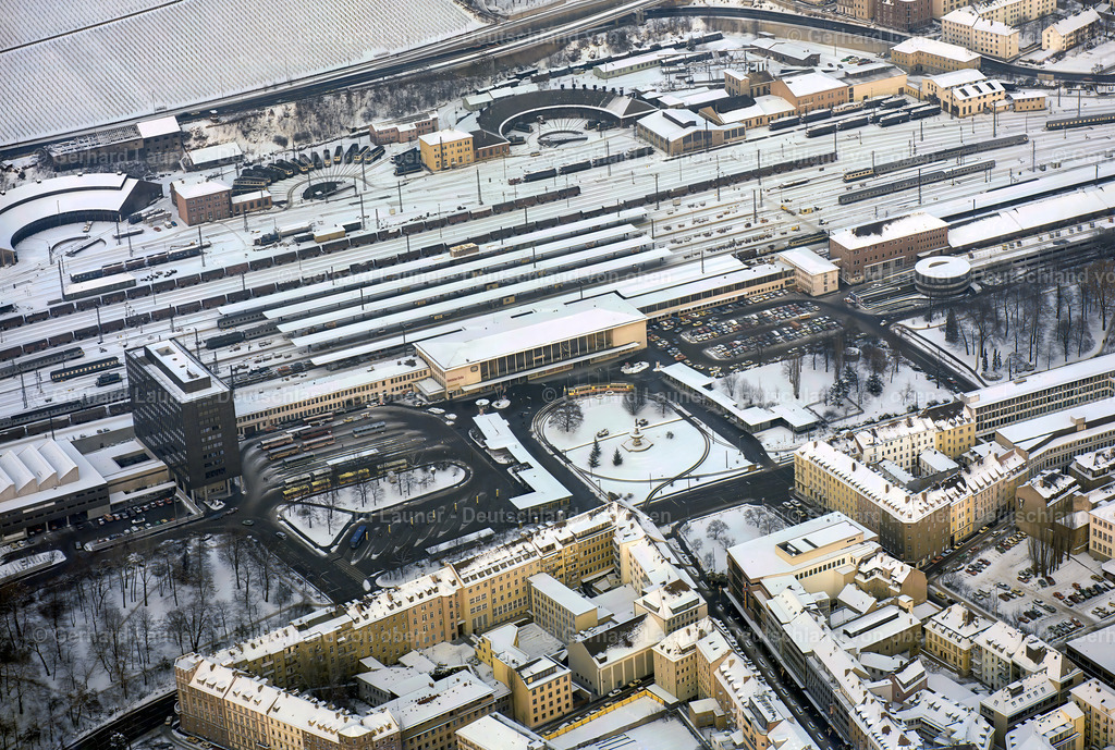 9400187 | Bahnhof Würzburg 2-85