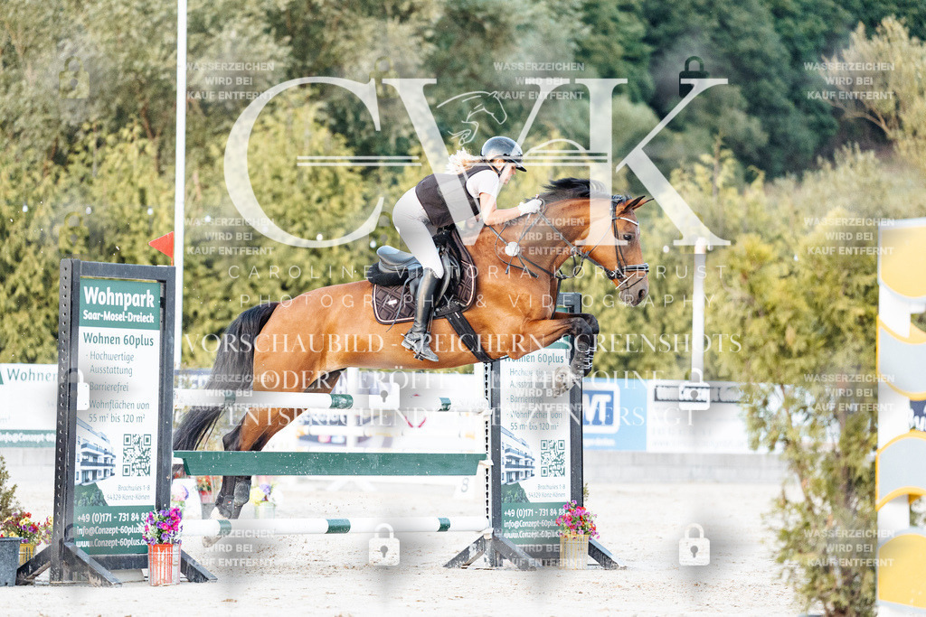 CK901434 | Turnierfotografie Pferdefotografie Trier Rheinland-Pfalz Pferdesport Reitsport Tierfotografie Sportfotografie Pferdevideo Pferdevideografie Equestrianvideography equestrianphotography  - Realisiert mit Pictrs.com