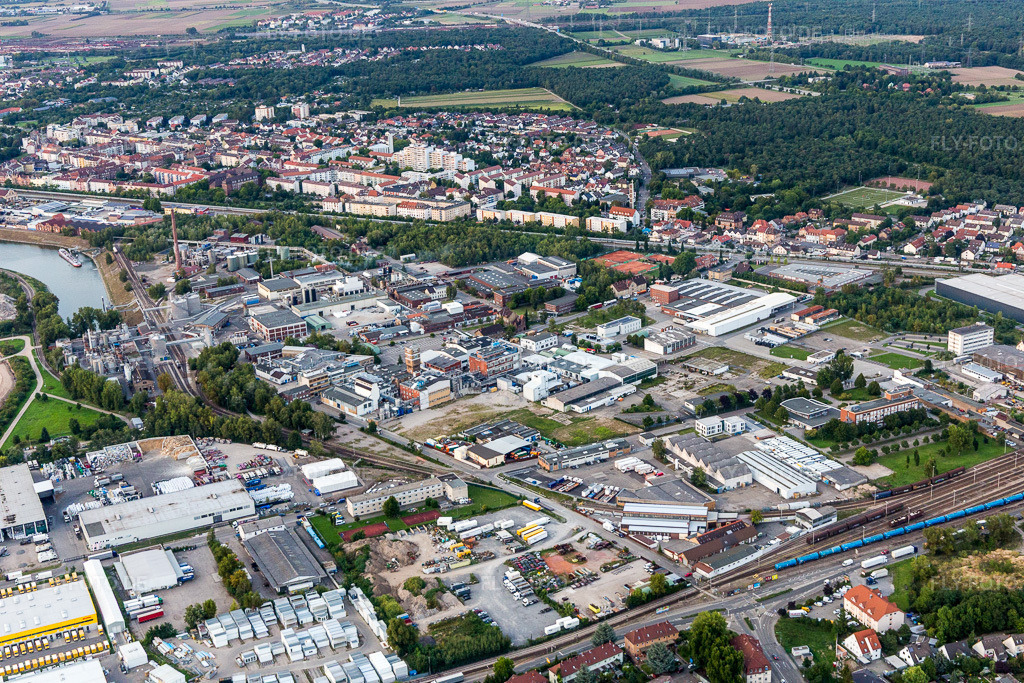 Luftbild: TIB Chemicals im Ortsteil Rheinau in Mannheim im Bundesland Baden-Württemberg in Deutschland. Foto: IMG_102642.jpg vom 24.08.2017 durch Werner Riehm/FLY-FOTO.de