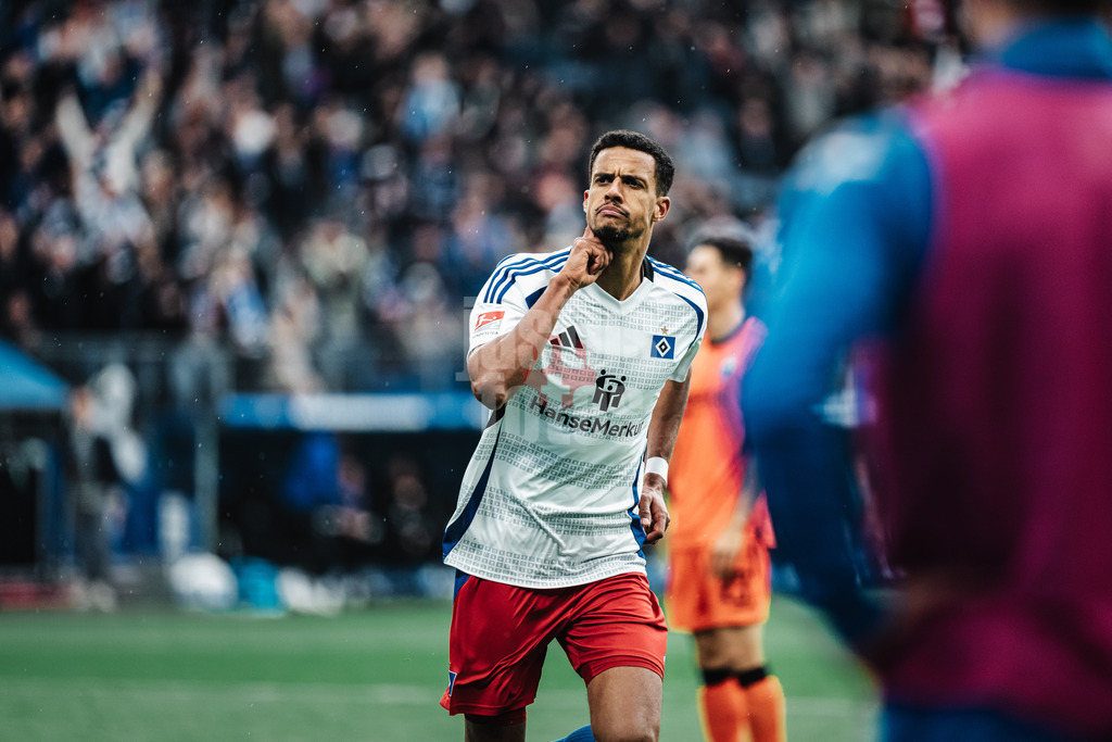 Fußball | Männer | Saison 2024/2025 | 2. Fußball-Bundesliga | 7. Spieltag | Hamburger SV vs. SC Paderborn 07 | 28.09.2024 | Robert Glatzel (#9, HSV) Torjubel