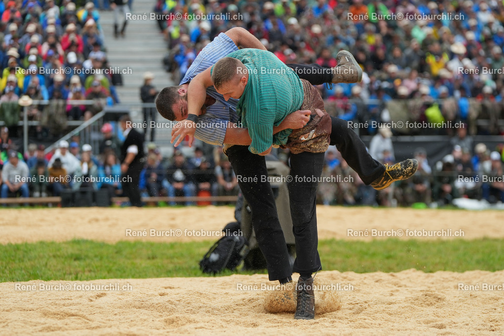 79 | René Burch leidenschaftlicher Fotograf aus Kerns in Obwalden.  Hier finden sie Sport, Landschaft und Natur Fotografie.
 - Realisiert mit Pictrs.com