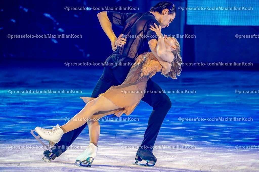 xkkux26042600002 | 26.04.2025, xkkux, Düsseldorf, Holiday on Ice in der Mitsubishi Electric HALLE. Eiskunstlauf-Weltmeister und Olympia-Duo Minerva-Fabienne Hase und Nikita Volodin bei der Show „Cinema of Dreams“ mit ihrem letzten Gastauftritt als Paar zusammen beim Eiskunstlaufen.