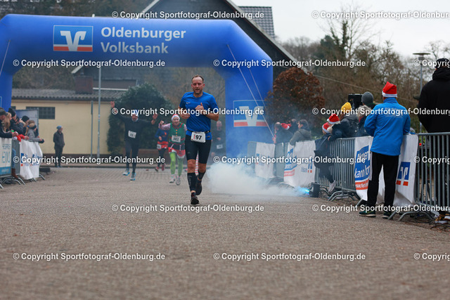 AMLA3590 | Bildershop "Sportfotograf-Oldenburg" mit Fotos von Sportevents in Oldenburg und Umzu. - Realisiert mit Pictrs.com