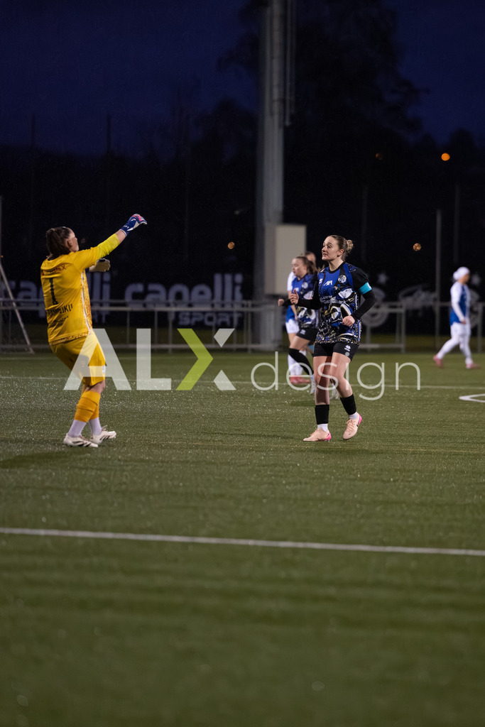 Fußball I Frauen I Saison 2025-2026 I AXA Women's Super League | Women I 14. Spieltag I Grasshoppers Club Zürich - FC Luzern I 14.02.2026 | 1 Lea Kramoviku (CH) (FC Luzern) – Tor - Realisiert mit Pictrs.com