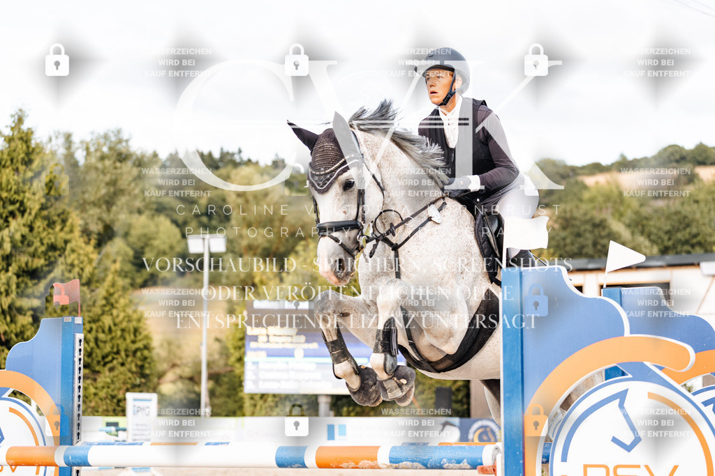 CK903833 | Turnierfotografie Pferdefotografie Trier Rheinland-Pfalz Pferdesport Reitsport Tierfotografie Sportfotografie Pferdevideo Pferdevideografie Equestrianvideography equestrianphotography  - Realisiert mit Pictrs.com