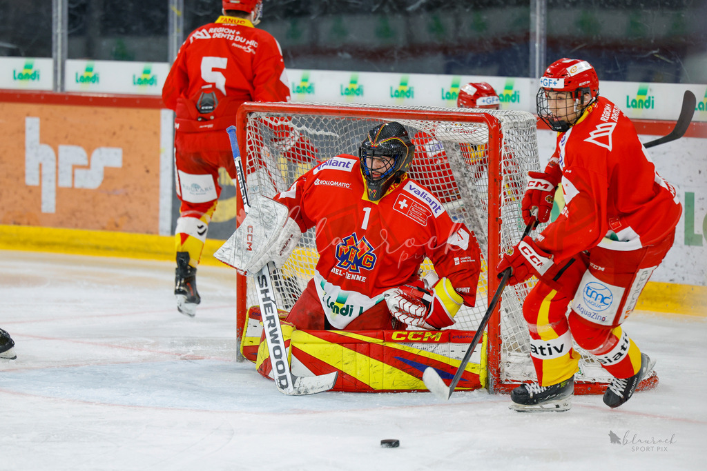 U21_EHCB vs HCD_wb20260308-0142 | Sportbilder, Sportfotograf, Hochzeits- und Eventfotografin, Flugshows, Portraits und Tiershooting, Aviation, Downhill, Nationalleague, Swissleague, International