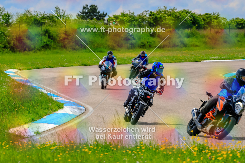 MotoTeam-0026 | Hier findet Ihr Bilder von Touristenfahrten auf der Nürburgring Nordschleife oder von anderen Veranstaltungen die ich besucht habe. Viel Spass beim Durch Schauen 