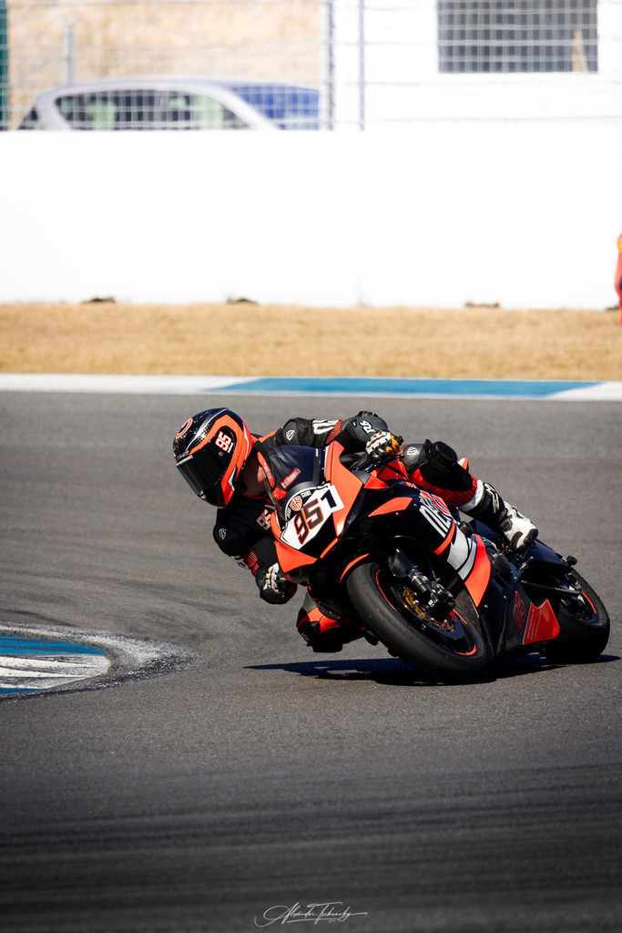 Ducati Trackday Hockenheimring 2026 | Entdecken Sie die faszinierende Welt von Alexander Tschuncky Arts: Kreative Fotografie, atemberaubende Automobilkunst und hochwertiger Bilderdruck. Lassen Sie sich inspirieren! - Realisiert mit Pictrs.com