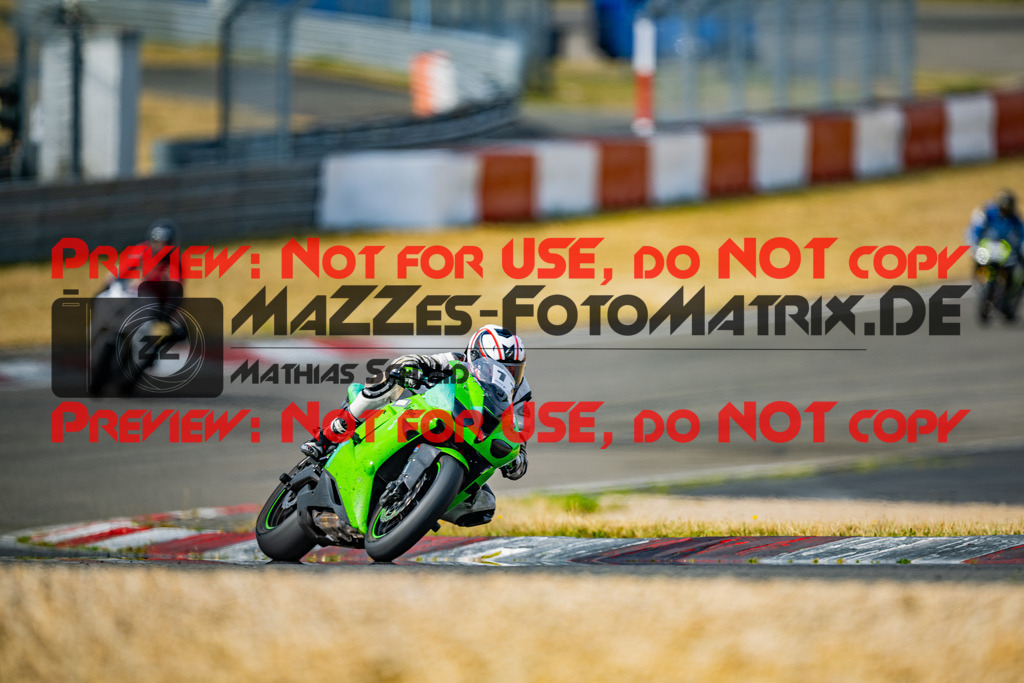 MaZZes_FotoMatrix_230719_8563 | ROT