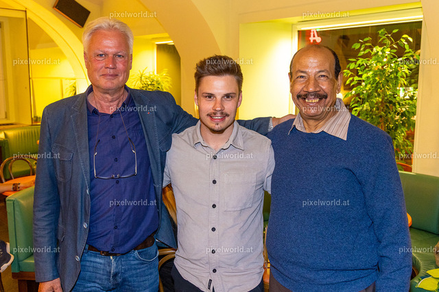 Einweihung "Das Walten" von Johanna Niederbichler | Bildershop von pixelworld.at - Realisiert mit Pictrs.com