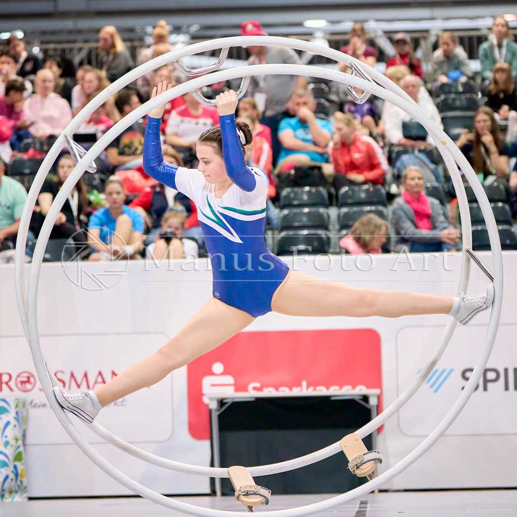 A-DSC02015 | Professionelle Sportfotografie in Hamburg, Schleswig-Holstein und Niedersachsen – spezialisiert auf Rhönrad, Geräteturnen, Leistungsturnen und rhythmische Sportgymnastik. Bundesweite Begleitung von Rhönrad-Events. Jetzt Sport-Fotos - Realisiert mit Pictrs.com