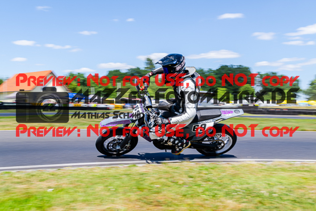 MaZZes_FotoMatrix_220702_1389 | S4