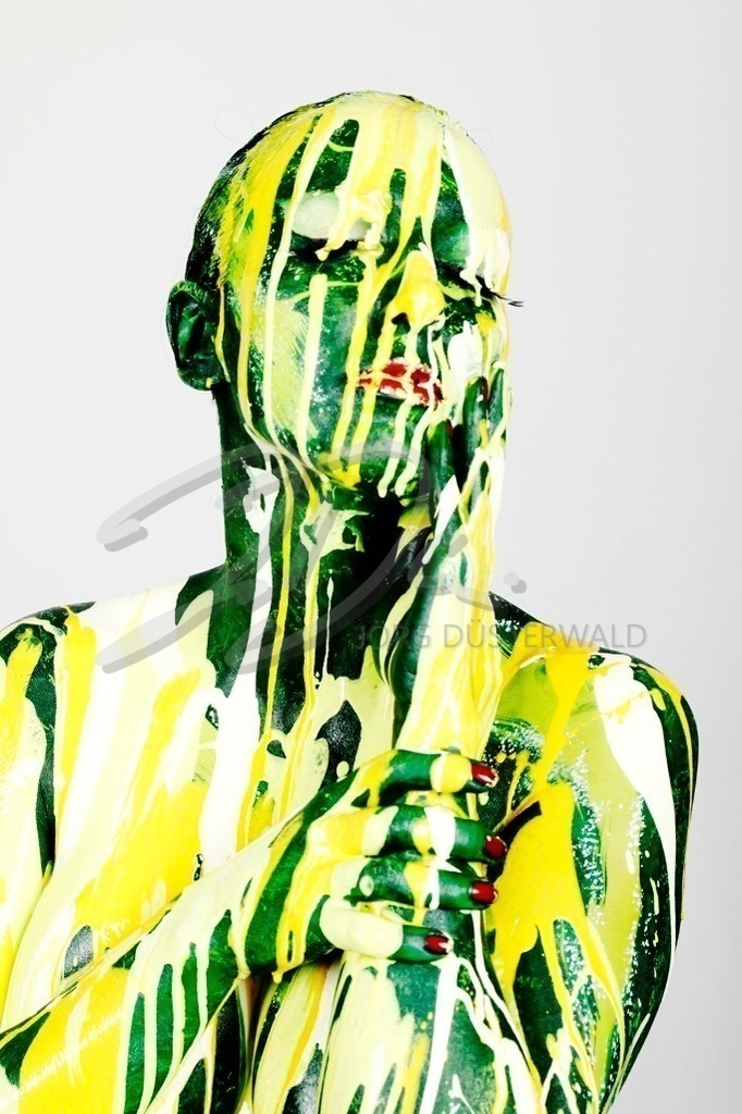 BodyArt-GREENSPLASH_1967 | #001 | Modell: Sugarbabe | Foto: Tschiponnique Skupin - Realisiert mit Pictrs.com