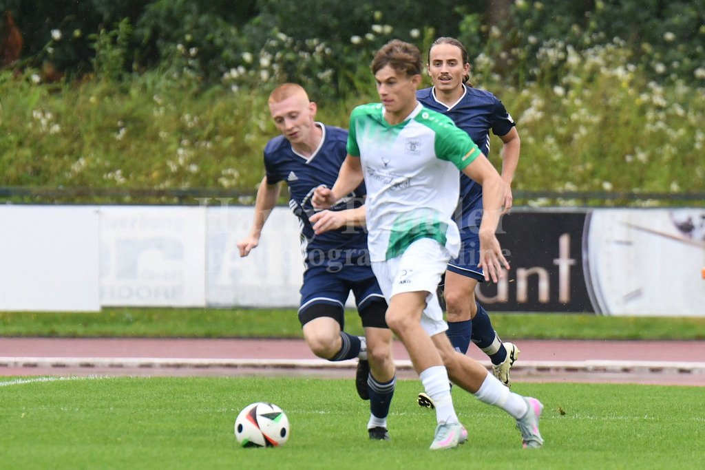 SpVgg GW Deggendorf : FC Obernzell-Erlau | Felix Rem (SpVgg GW Deggendorf #27) - Realisiert mit Pictrs.com