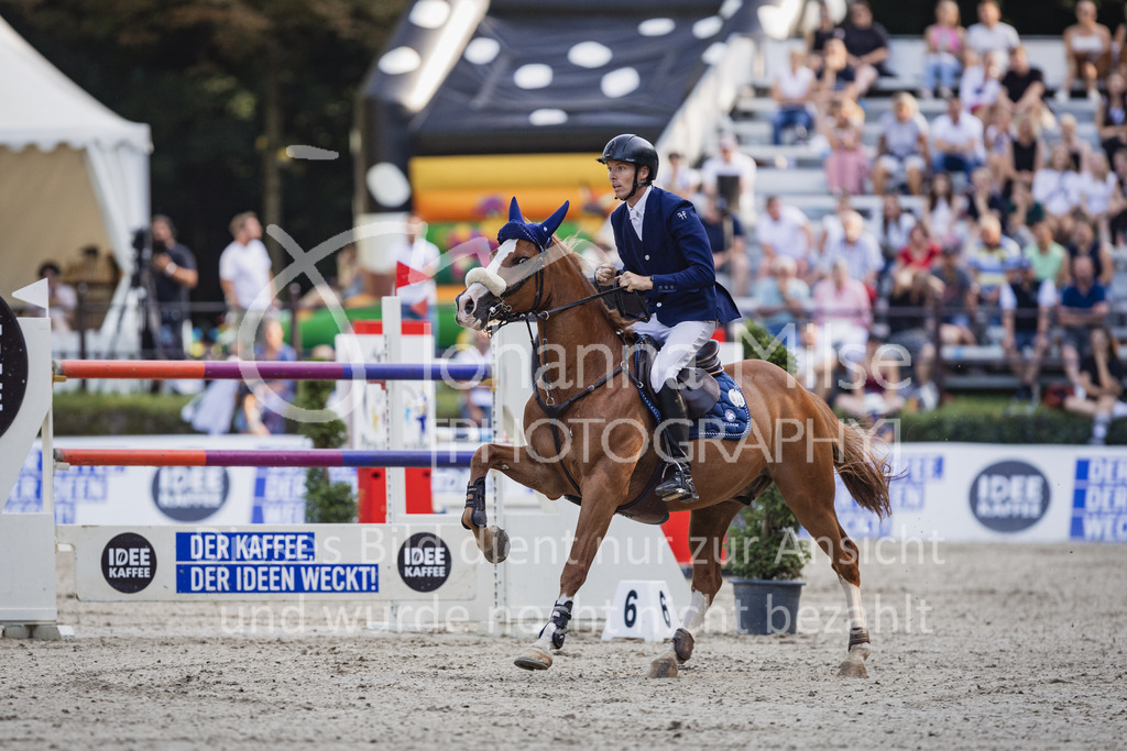 230909_OWLCh_Championat-531 | Deine schönsten Turniermomente als professionelle Fotos! Entdecke hochwertige Pferdesport-Fotografie im Online-Shop. Jetzt Fotos finden & bestellen!