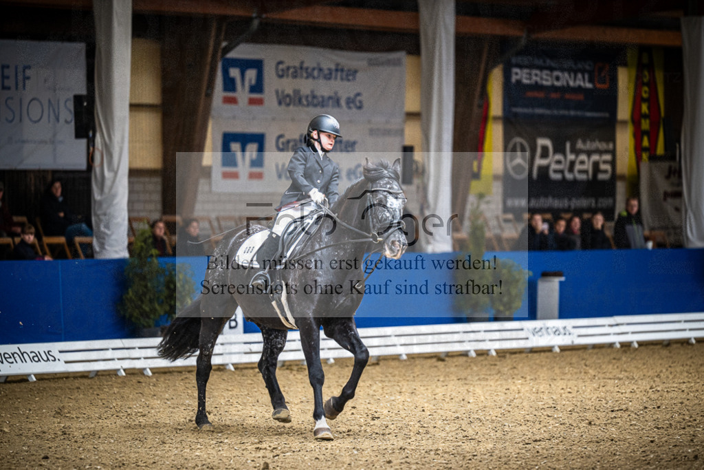 DOS_0255 | Entdecke hochwertige Reitturnierfotos von Foto Oger. Professionell, emotional und authentisch – jetzt Lieblingsmomente im Shop bestellen.Deutschlandweite Turnierfotografie. - Realisiert mit Pictrs.com