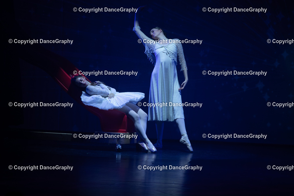 GPHY2261 | DanceGraphy - Realisiert mit Pictrs.com