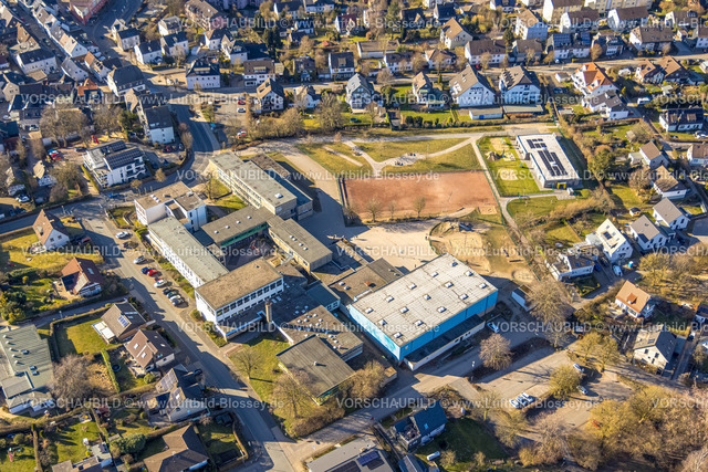 Breckerfeld250303015 | Luftbild, Grundschule Breckerfeld mit Sportplatz und Städtischer Kindergarten Abenteuerland, Breckerfeld, Ruhrgebiet, Nordrhein-Westfalen, Deutschland