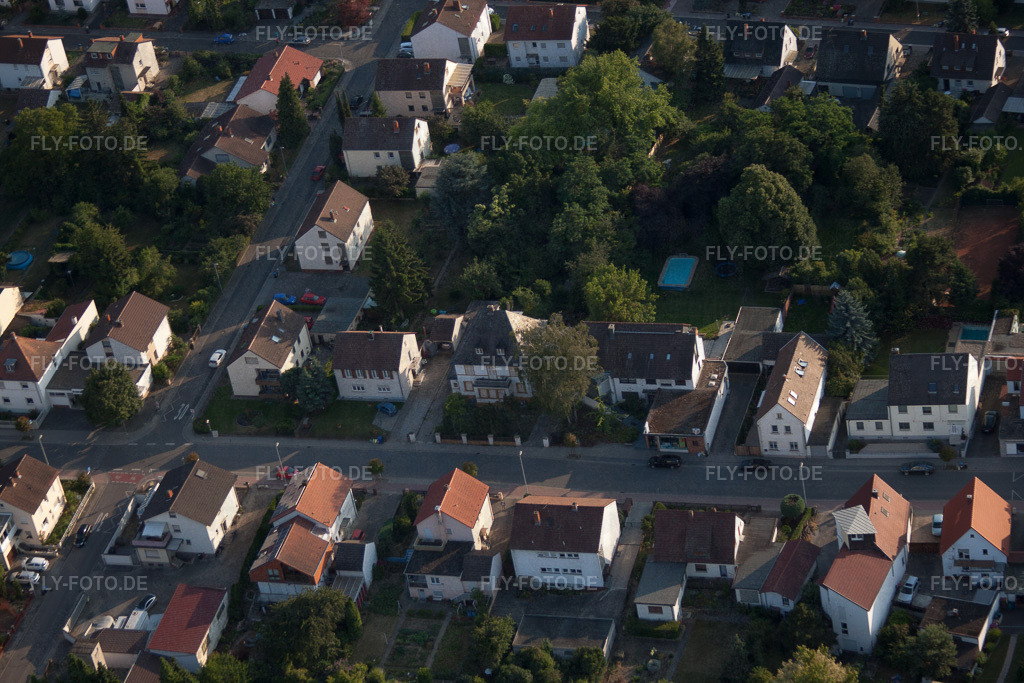 Vom-Stein-Straße | Luftbild: Vom-Stein-Straße im Ortsteil Dannstadt in Dannstadt-Schauernheim im Bundesland Rheinland-Pfalz in Deutschland. Foto: IMG_68953.jpg vom 24.06.2014 durch Werner Riehm/FLY-FOTO.de - Realisiert mit Pictrs.com