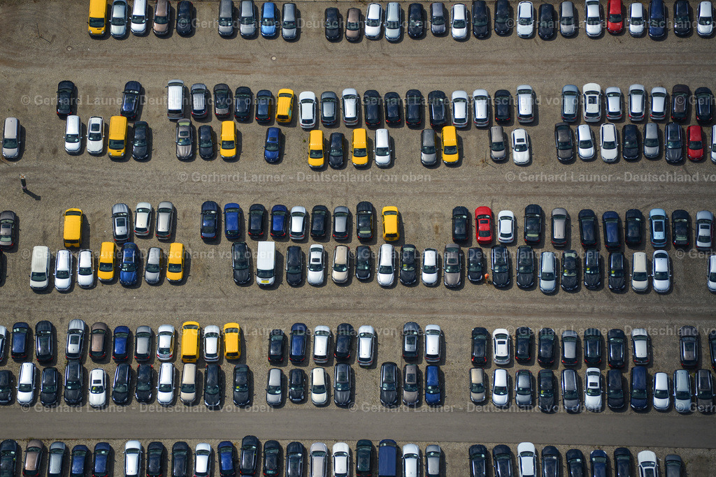 3303576 | Autolager bei Leipheim