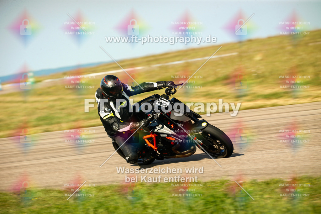 _MOT5764 | Hier findet Ihr Bilder von Touristenfahrten auf der Nürburgring Nordschleife oder von anderen Veranstaltungen die ich besucht habe. Viel Spass beim Durch Schauen 