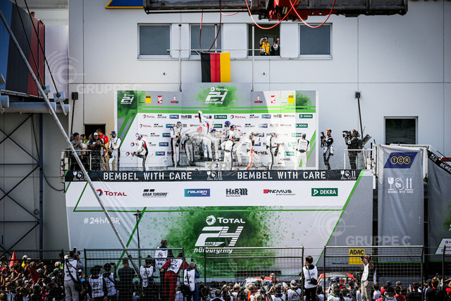 24h_2019_Dominik_Blase_SPORTTOTAL_300dpi-1938 | Motorsport-Fotografie: DTM, 24h Nürburgring und GT-Action in hochauflösenden Bildern. Entdecke packende Rennmomente & Impressionen direkt aus der Boxengasse. - Realisiert mit Pictrs.com