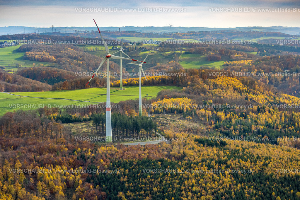 Hagen251101954 | Luftbild, Windräder in Wald und Flur, grüne Wiesen und Herbstwald, Hohenlimburg, Hagen, Ruhrgebiet, Nordrhein-Westfalen, Deutschland