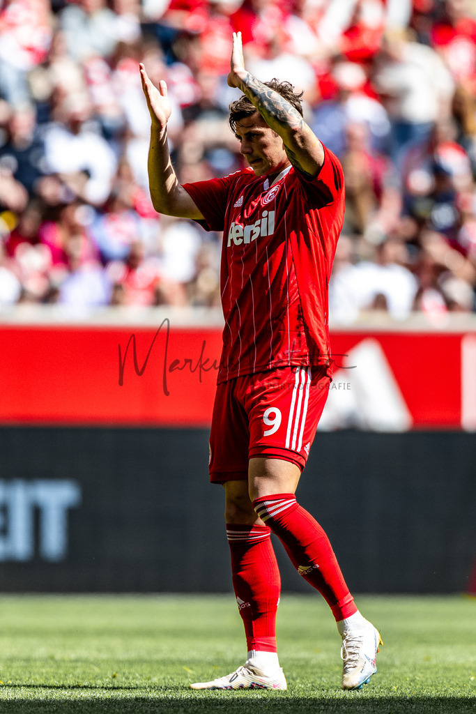 Fortuna Düsseldorf vs. Karlsruher SC | Düsseldorf, 30.04.2023: 2. Bundesliga, 30. Spieltag, Fortuna Düsseldorf gegen Karlsruher SC in der Merkur Arena in Düsseldorf. Foto: sportfotografie.ms | Markus Paletta - Realisiert mit Pictrs.com