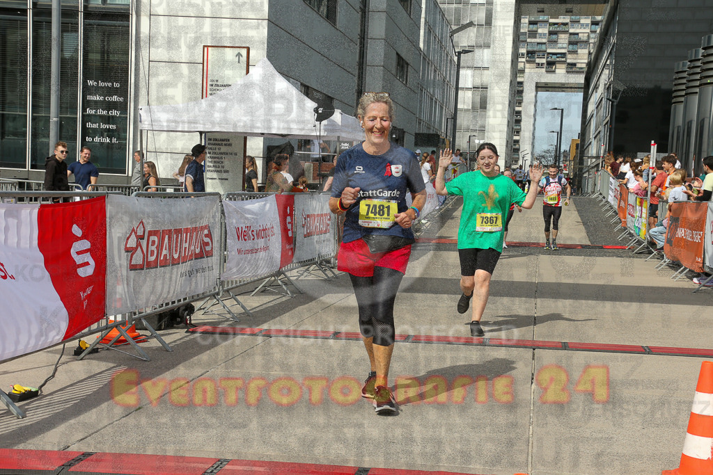 250920_1345_EX1_6557 | Sportfotografie im Rhein-Sieg Kreis, Köln, Bonn, NRW, Rheinland Pfalz, Hessen, etc. Unser Tätigkeitsfeld umfasst den Laufsport vom Volkslauf über den Marathon, Duathlon, Triathon bis zum Ultralauf wie Kölnpfad Ultra oder Schindertrail.