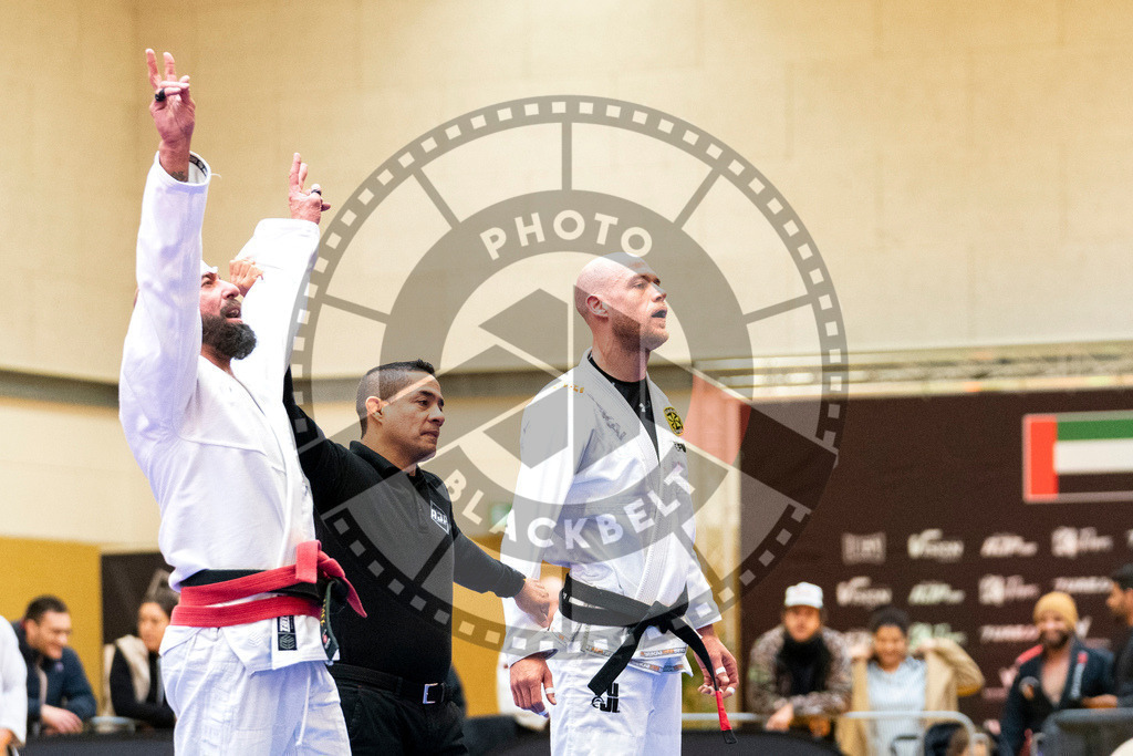 20231118PBB10641 | Fighters compete during the AJP Tour 600 Frankfurt Championship in Frankfurt/Main, Germany, on November 18, 2023.