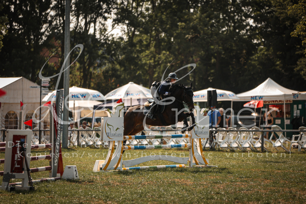 13.FrPfA00124 | Leoni Ertmer Photography - Realisiert mit Pictrs.com