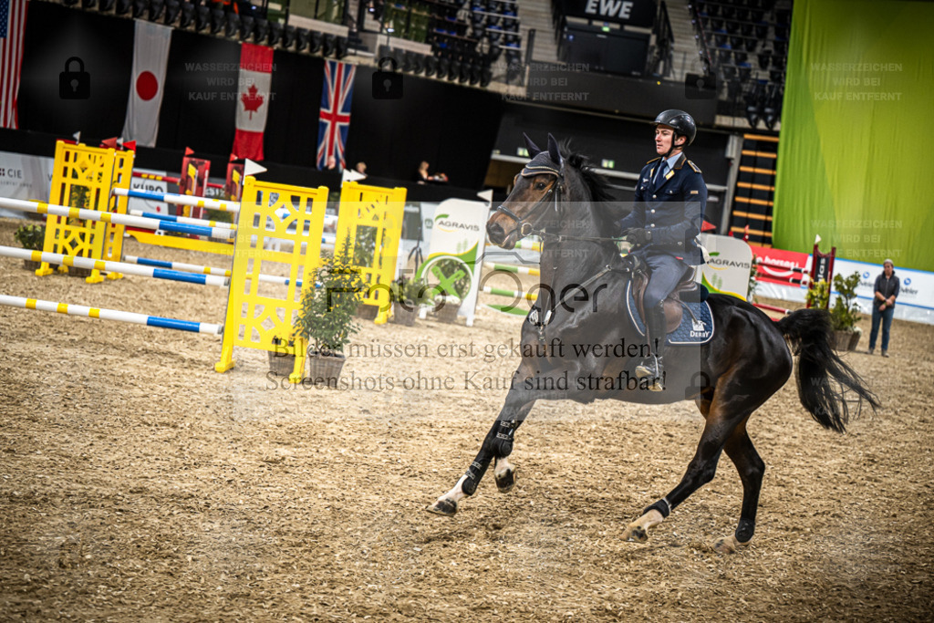 DOS_1089 | Entdecke hochwertige Reitturnierfotos von Foto Oger. Professionell, emotional und authentisch – jetzt Lieblingsmomente im Shop bestellen. - Realisiert mit Pictrs.com