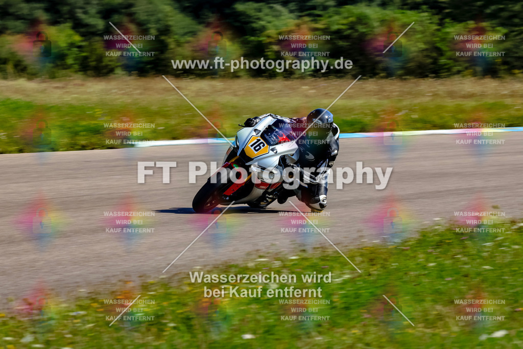 016-4130 | Hier findet Ihr Bilder von Touristenfahrten auf der Nürburgring Nordschleife oder von anderen Veranstaltungen die ich besucht habe. Viel Spass beim Durch Schauen 