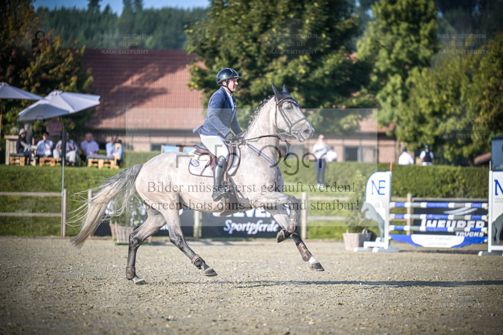 DOS_1293 | Entdecke hochwertige Reitturnierfotos von Foto Oger. Professionell, emotional und authentisch – jetzt Lieblingsmomente im Shop bestellen. - Realisiert mit Pictrs.com