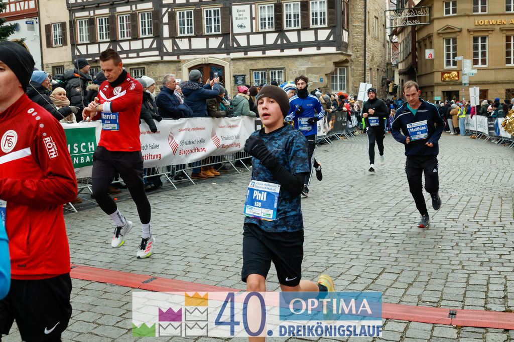 VR Bank Hauptlauf 10km | 40. Optima 3koenigslauf 2026 - Realisiert mit Pictrs.com