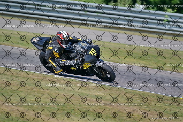 26BT02-0624 | markuskiefer.com - Realisiert mit Pictrs.com